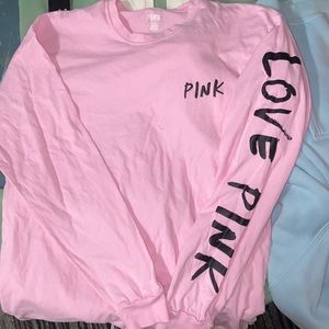 Victoria’s Secret PINK long sleeve campus tee